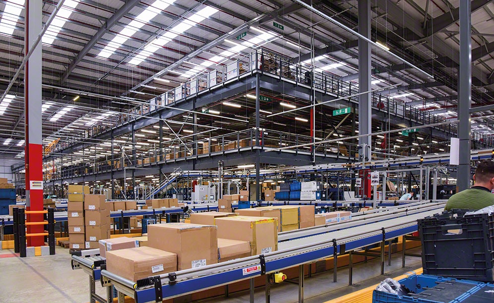 Decathlon je otvorio novo višekanalno skladište u Northamptonu (Ujedinjeno Kraljevstvo)