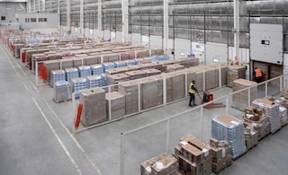 Skladišni međuspremnik: pojednostavljenje proizvodnje i otpreme Skladišni međuspremnik: pojednostavljenje proizvodnje i otpreme