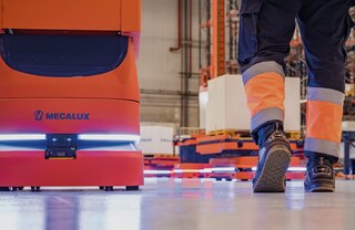 AMR roboti rade sigurno pored ljudi 