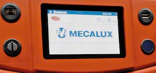 Svaki AMR robot ima zaslon na kojem se može provjeriti njegov status i obavljati postupci održavanja