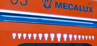 Svaki autonomni mobilni robot ima dva svjetlosna prstena koji pokazuju njegov status