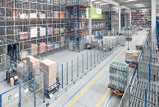 Jednotračni sustavi transportera povezuju različita područja unutar objekta